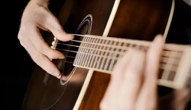 Musik Paling Mudah untuk Belajar Gitar